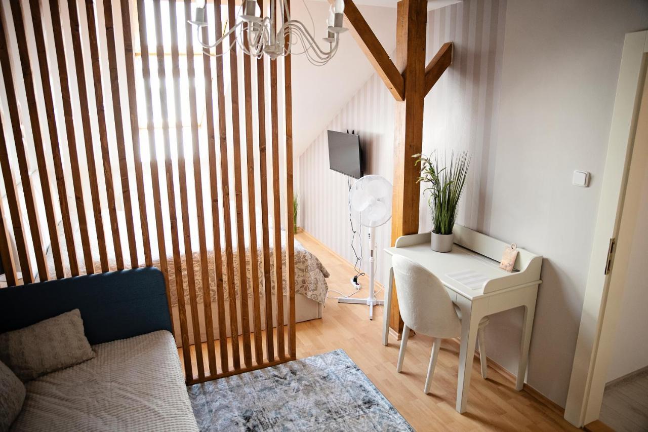 Cozy Modern Apartment In The Old Town - Hlavna Street Кошице Экстерьер фото