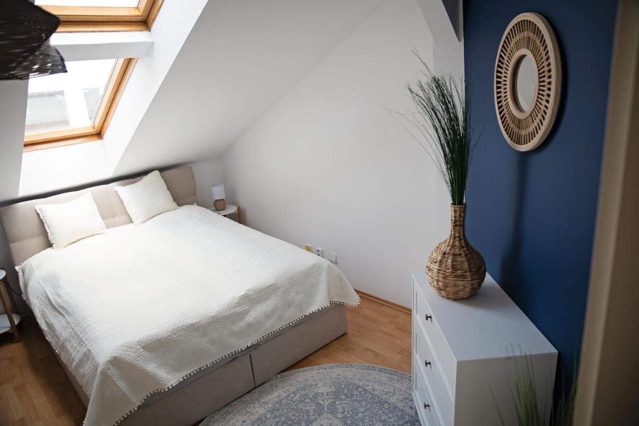 Cozy Modern Apartment In The Old Town - Hlavna Street Кошице Экстерьер фото
